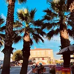Le Soleil Et Lune Frontemare *