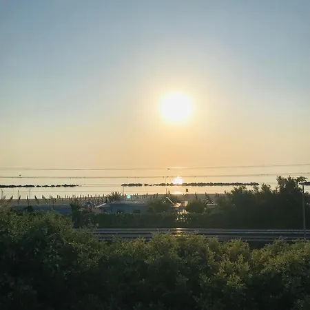 Le Soleil Et Lune Frontemare Lägenhet *